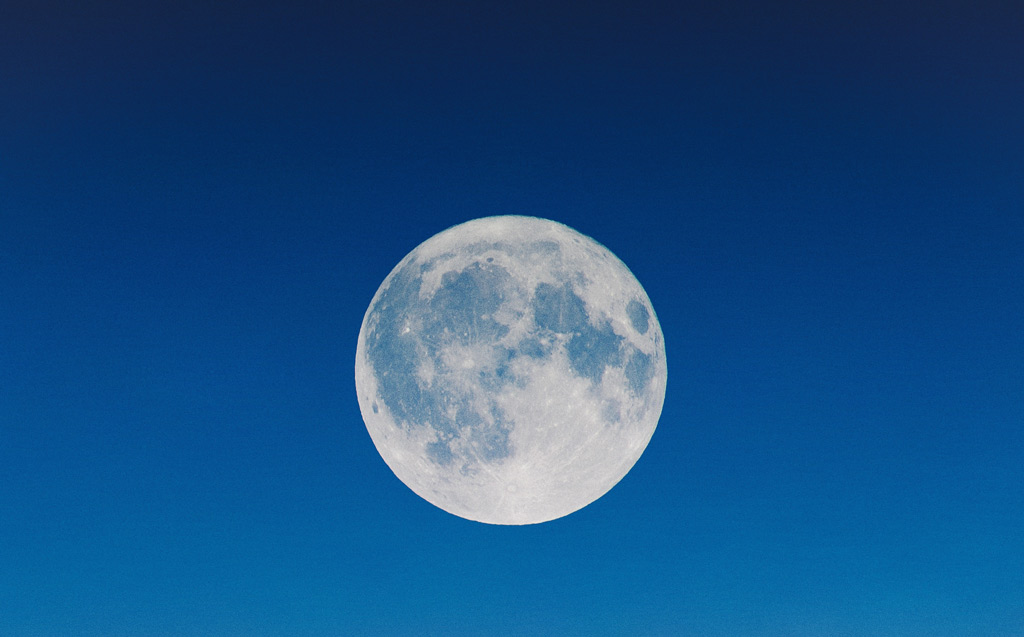 Vollmond am Nachthimmel